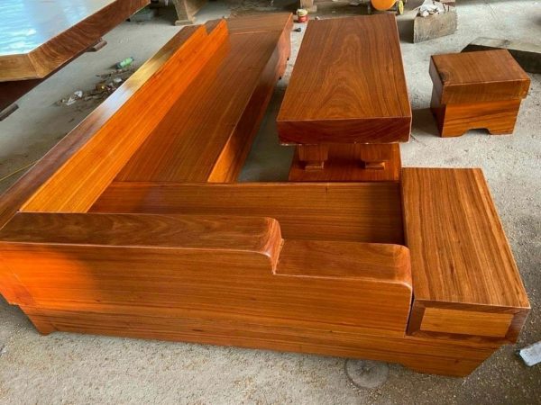 Các mẫu sofa nguyên khối gỗ gõ đỏ, hương đá